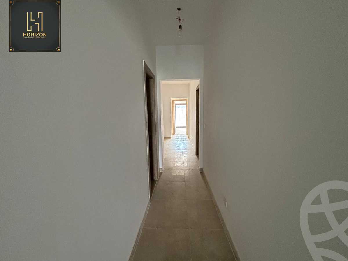 https://aqarmap.com.eg/en/listing/6268034-for-sale-cairo-new-cairo-compounds-fifth-square