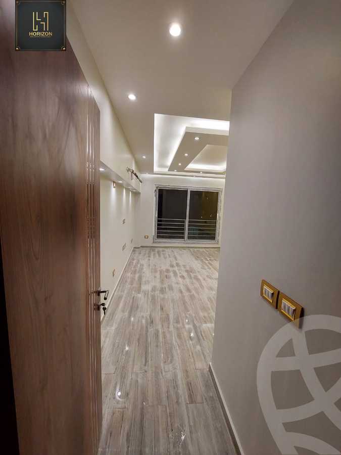 https://aqarmap.com.eg/ar/listing/6270219-for-rent-cairo-new-cairo-compounds-hyde-park-hpr-hyde-park
