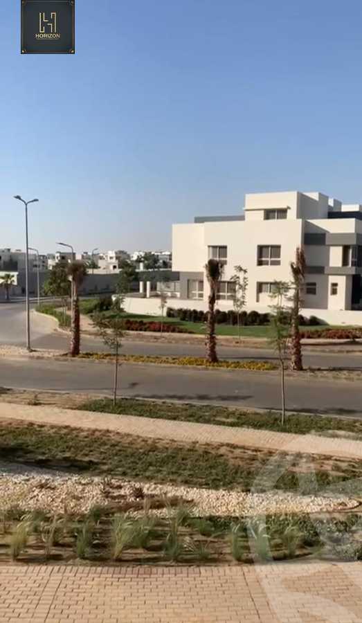 https://aqarmap.com.eg/en/listing/6276901-for-sale-cairo-new-cairo-compounds-hyde-park-cluster-15-hyde-park