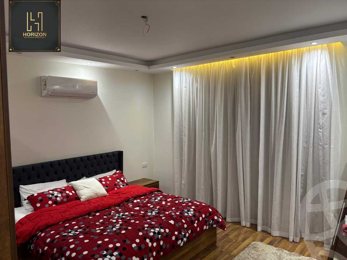 https://aqarmap.com.eg/en/listing/6277253-for-sale-cairo-new-cairo-compounds-hyde-park-park-corner-hyde-park
