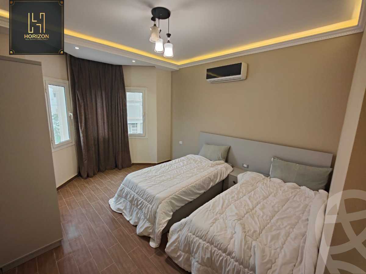 https://aqarmap.com.eg/ar/listing/6283357-for-rent-cairo-new-cairo-compounds-mountain-view-hyde-park