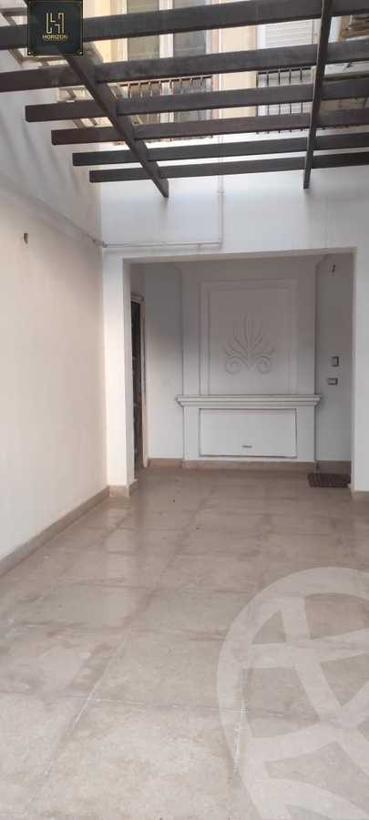 https://aqarmap.com.eg/ar/listing/6288836-for-sale-cairo-new-cairo-compounds-mountain-view-hyde-park