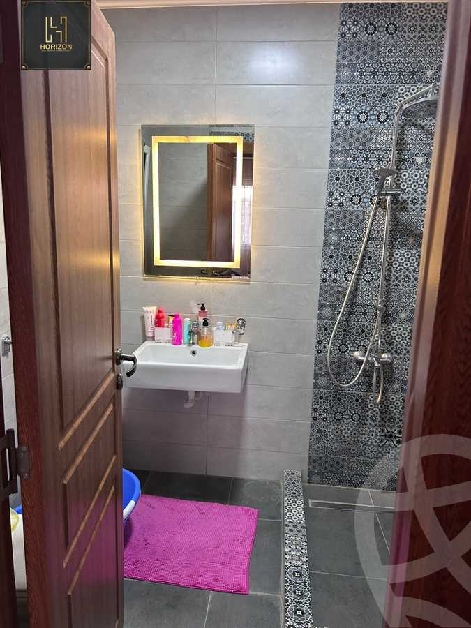 https://aqarmap.com.eg/en/listing/6300508-for-sale-cairo-new-cairo-compounds-the-square