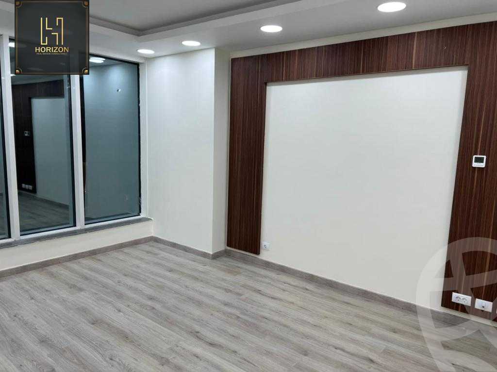 https://aqarmap.com.eg/ar/listing/6304907-for-rent-cairo-new-cairo-compounds-tryfywm-skwyr-mwl-nm-llttwyr