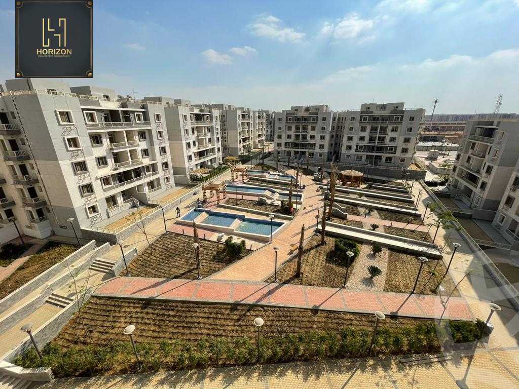 https://aqarmap.com.eg/ar/listing/6305888-for-sale-cairo-new-cairo-compounds-jyd