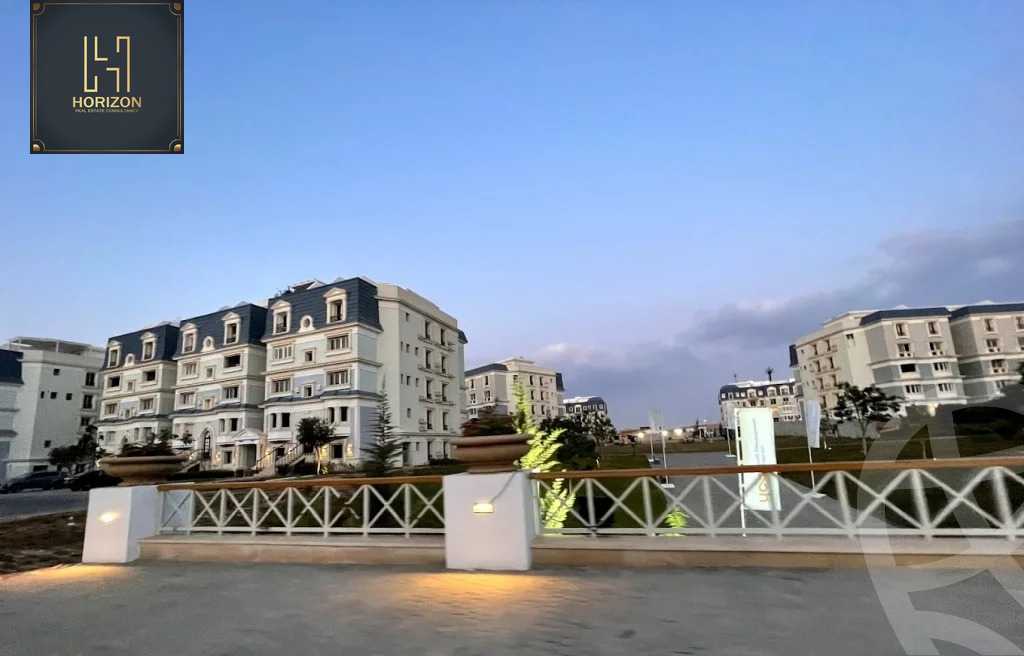 https://aqarmap.com.eg/en/listing/6306009-for-sale-cairo-new-cairo-compounds-mountain-view-hyde-park
