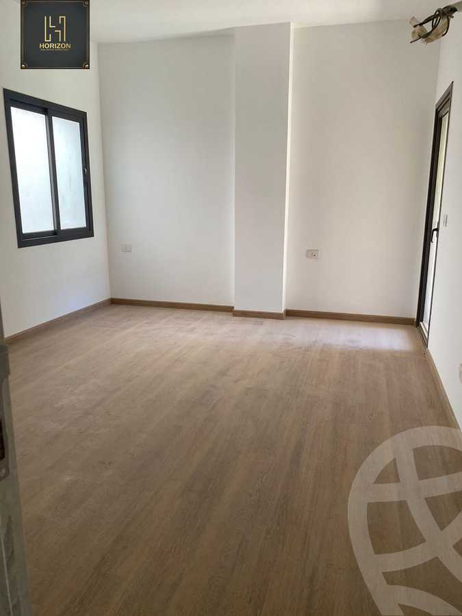 https://aqarmap.com.eg/ar/listing/6306904-for-rent-cairo-new-cairo-compounds-fifth-square