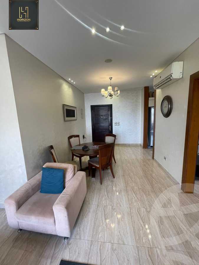 https://aqarmap.com.eg/ar/listing/6309883-for-rent-cairo-new-cairo-compounds-kmbwnd-fyldj-jyt-blm-hylz