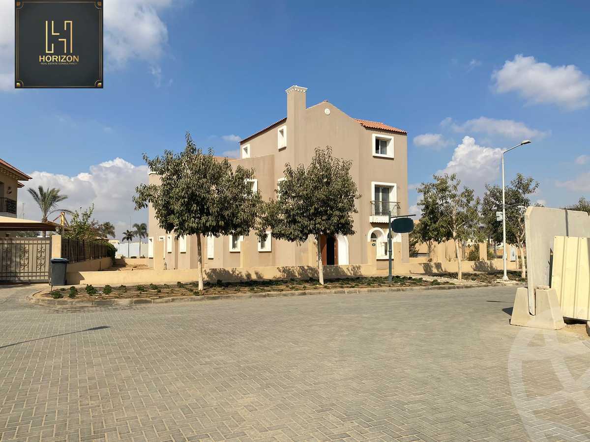 https://aqarmap.com.eg/en/listing/6314163-for-sale-cairo-new-cairo-compounds-hyde-park-cluster-4-hyde-park