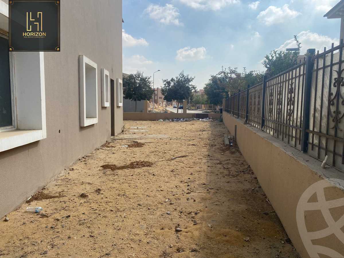 https://aqarmap.com.eg/en/listing/6314163-for-sale-cairo-new-cairo-compounds-hyde-park-cluster-4-hyde-park