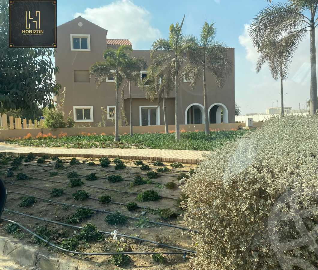 https://aqarmap.com.eg/en/listing/6314163-for-sale-cairo-new-cairo-compounds-hyde-park-cluster-4-hyde-park