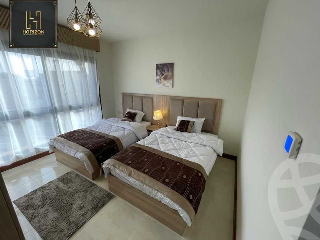 https://aqarmap.com.eg/ar/listing/6326004-for-rent-cairo-new-cairo-compounds-nyoum-nyw-kyrw