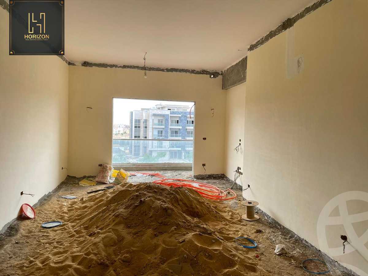 https://aqarmap.com.eg/ar/listing/6335660-for-sale-cairo-new-cairo-compounds-galleria-moon-valley