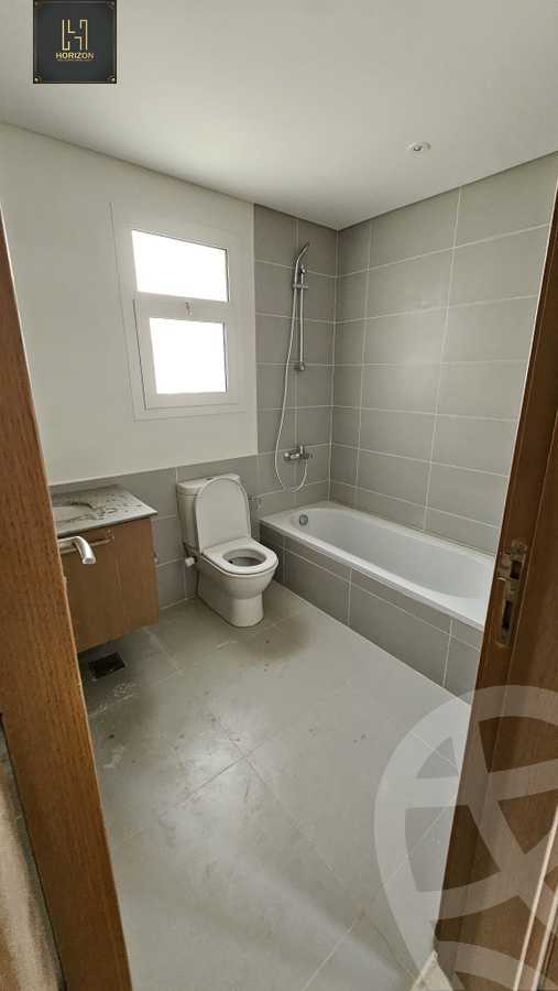 https://aqarmap.com.eg/ar/listing/6336289-for-sale-cairo-new-cairo-compounds-mivida-boulevard-mivida