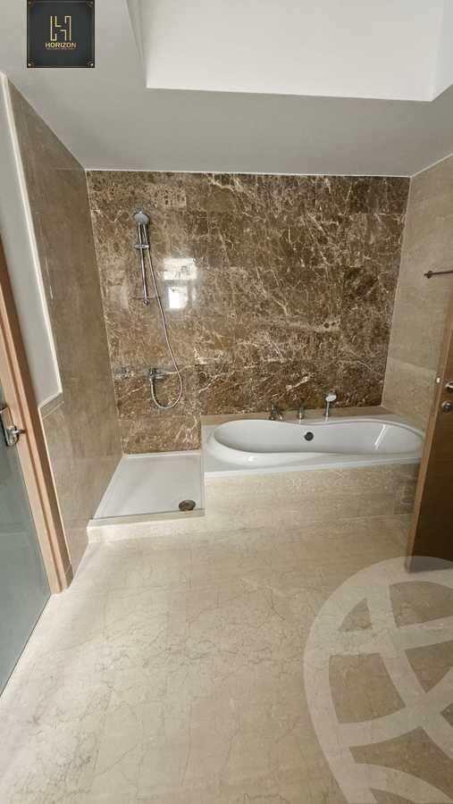 https://aqarmap.com.eg/ar/listing/6336289-for-sale-cairo-new-cairo-compounds-mivida-boulevard-mivida