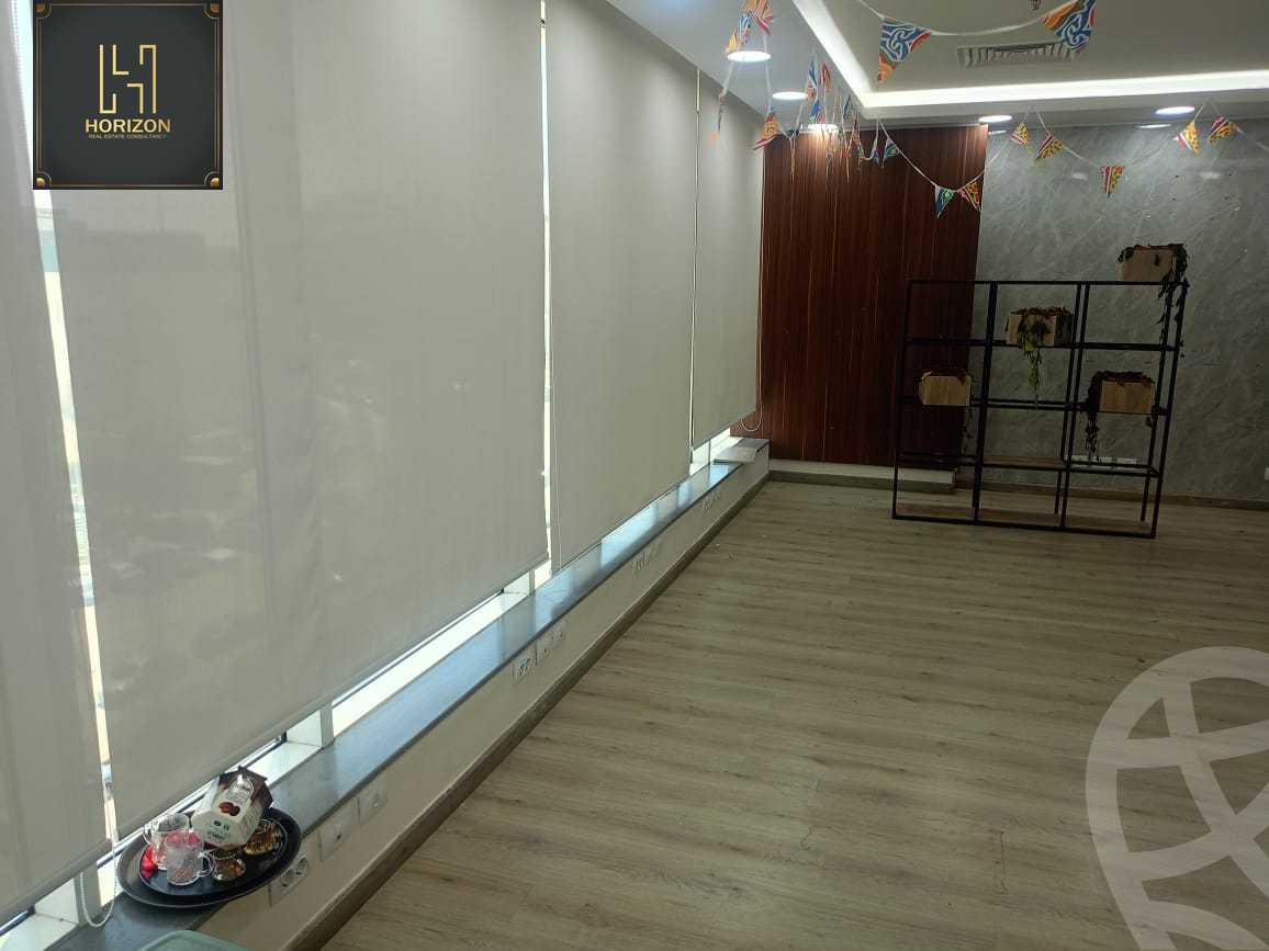 https://aqarmap.com.eg/ar/listing/6348396-for-rent-cairo-new-cairo-compounds-tryfywm-skwyr-mwl-nm-llttwyr