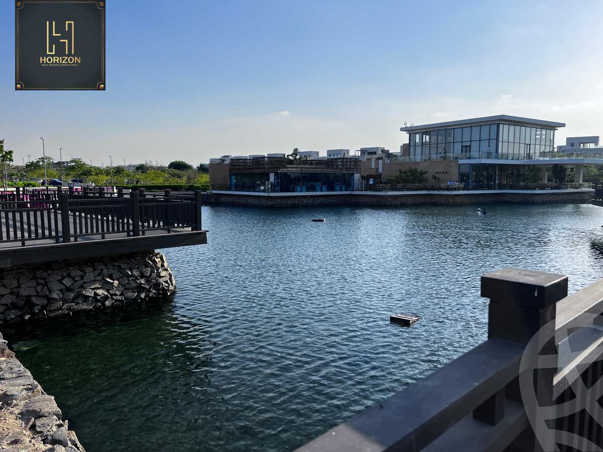 https://aqarmap.com.eg/en/listing/6356259-for-sale-cairo-el-shorouk-compounds-al-burouj-compound-imkan