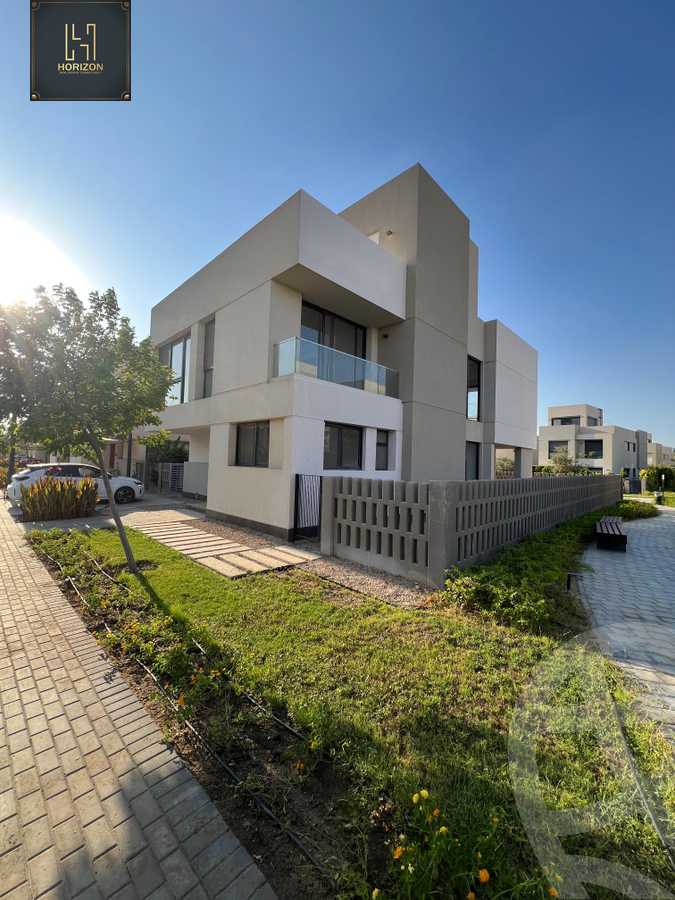 https://aqarmap.com.eg/en/listing/6356259-for-sale-cairo-el-shorouk-compounds-al-burouj-compound-imkan