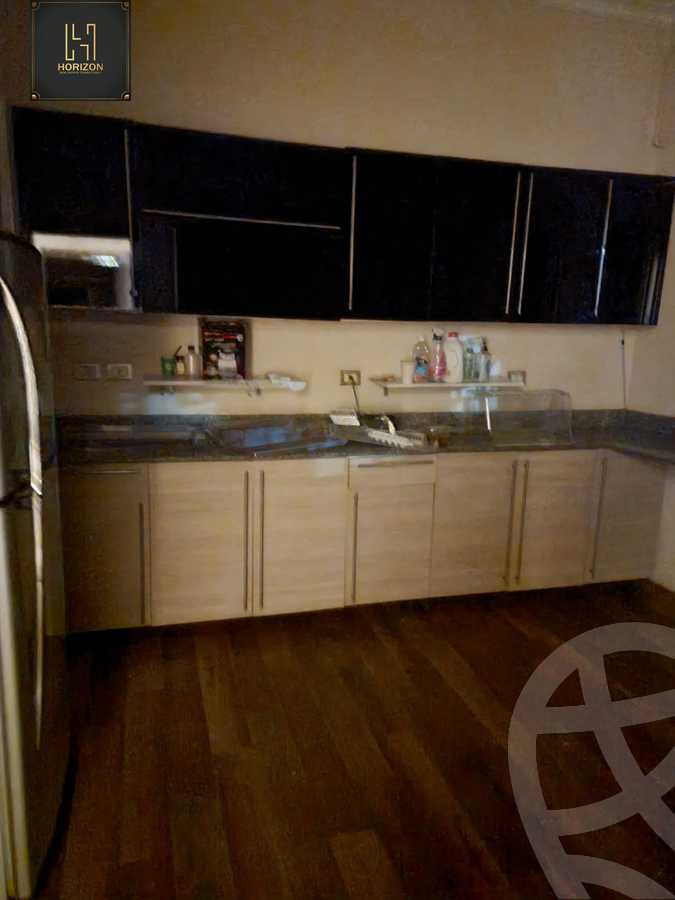 https://aqarmap.com.eg/en/listing/6356823-for-sale-cairo-new-cairo-compounds-moon-valley