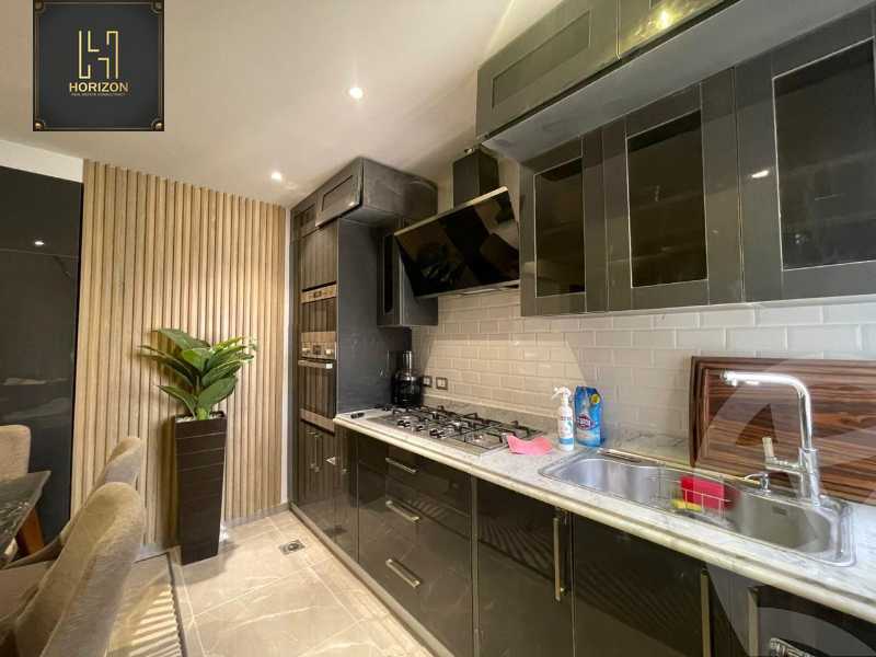 https://aqarmap.com.eg/ar/listing/6356912-for-sale-cairo-new-cairo-compounds-mountain-view-hyde-park