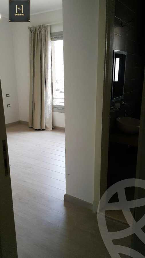 https://aqarmap.com.eg/ar/listing/6359162-for-sale-cairo-new-cairo-compounds-kmbwnd-fyldj-jyt-blm-hylz
