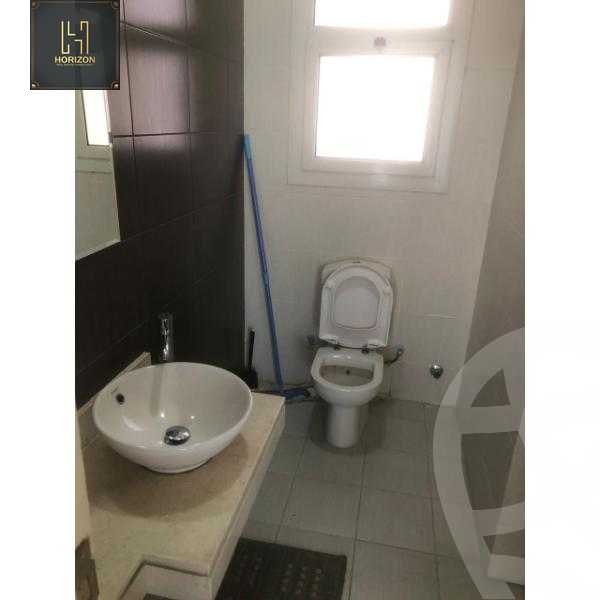 https://aqarmap.com.eg/ar/listing/6367806-for-sale-cairo-new-cairo-compounds-kmbwnd-dh-fyldj-blm-hylz