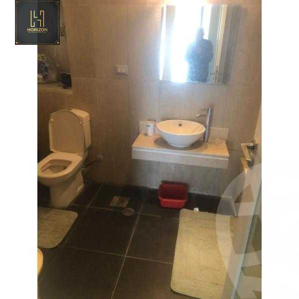 https://aqarmap.com.eg/ar/listing/6367806-for-sale-cairo-new-cairo-compounds-kmbwnd-dh-fyldj-blm-hylz