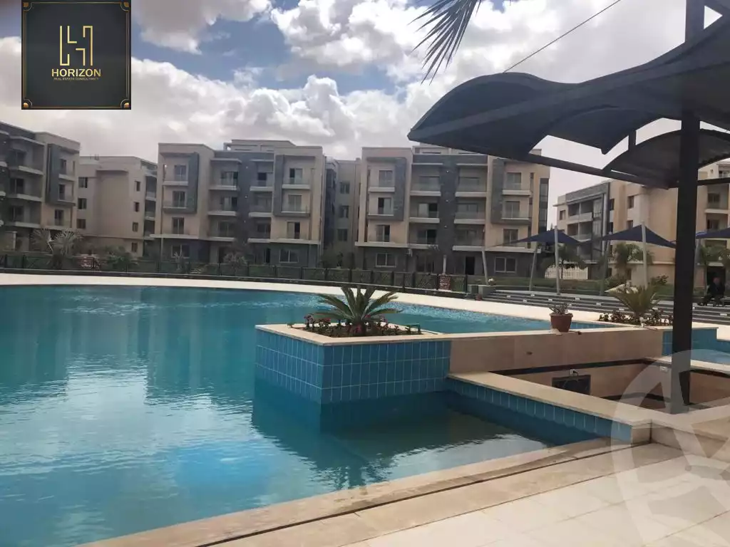 https://aqarmap.com.eg/ar/listing/6374124-for-sale-cairo-new-cairo-compounds-galleria-moon-valley