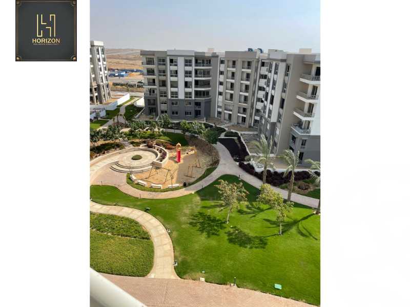 https://aqarmap.com.eg/ar/listing/6376286-for-sale-cairo-new-cairo-compounds-hyde-park-park-corner-hyde-park