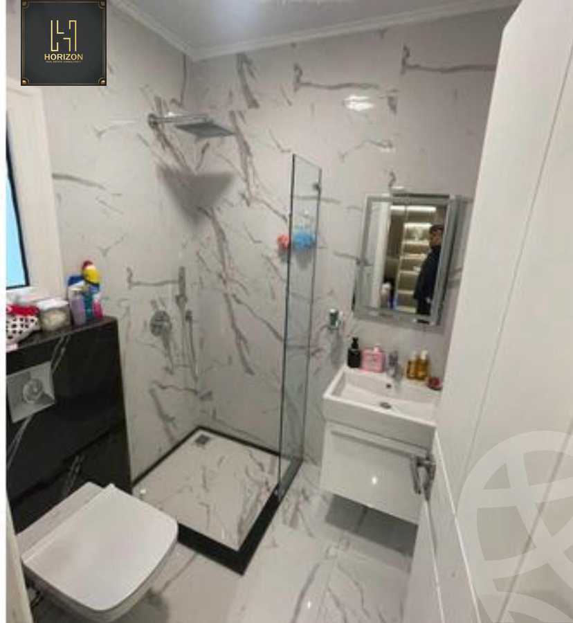 https://aqarmap.com.eg/ar/listing/6376335-for-rent-cairo-new-cairo-compounds-mountain-view-hyde-park
