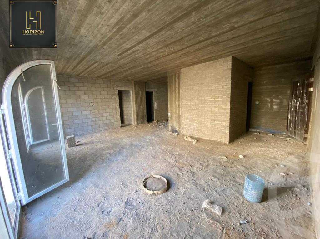 https://aqarmap.com.eg/ar/listing/6376516-for-sale-cairo-new-cairo-compounds-hyde-park-centre-ville-hyde-park