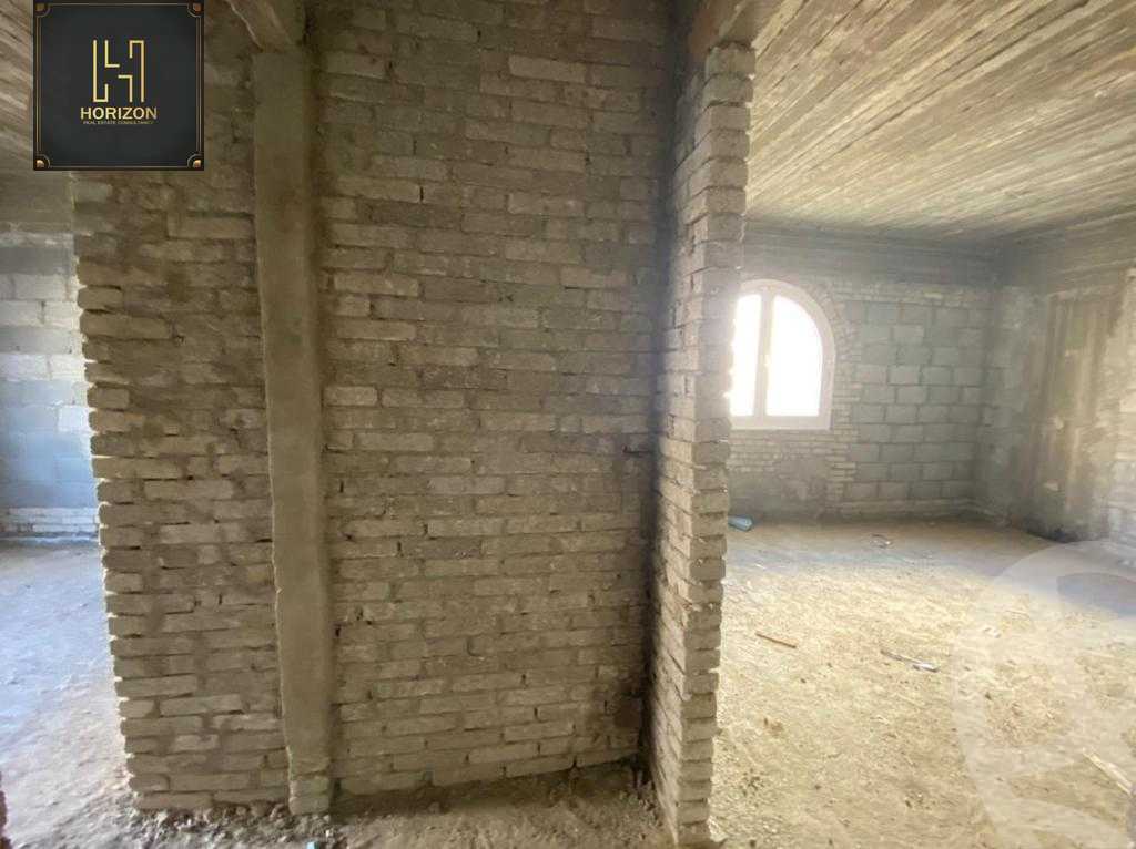 https://aqarmap.com.eg/ar/listing/6376516-for-sale-cairo-new-cairo-compounds-hyde-park-centre-ville-hyde-park