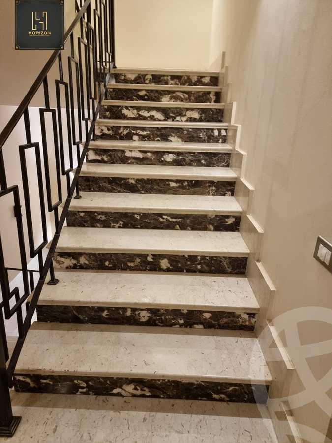 https://aqarmap.com.eg/en/listing/6377019-for-rent-cairo-new-cairo-compounds-moon-valley