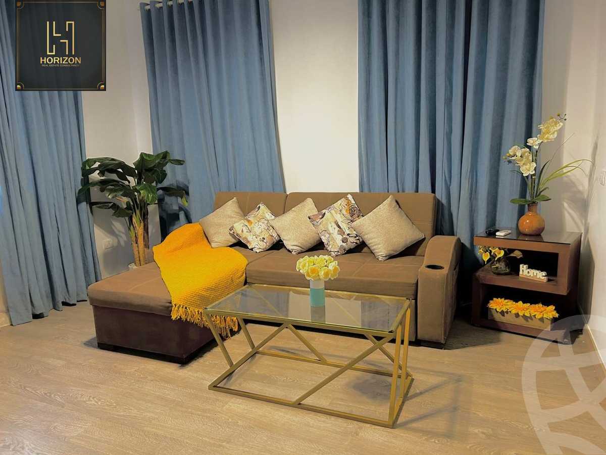 https://aqarmap.com.eg/ar/listing/6377624-for-rent-cairo-new-cairo-compounds-mivida-mivida-parcel