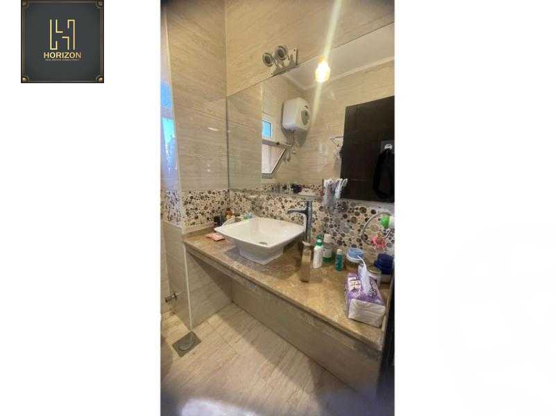 https://aqarmap.com.eg/ar/listing/6382690-for-rent-cairo-new-cairo-compounds-kmbwnd-dh-fyldj-blm-hylz