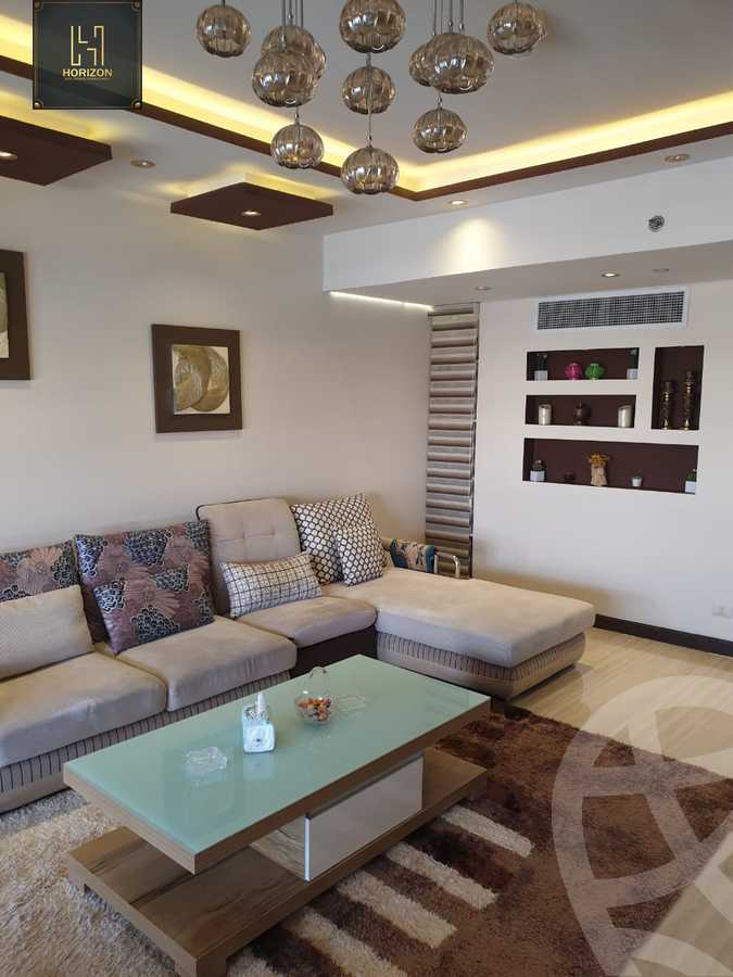 https://aqarmap.com.eg/ar/listing/6384511-for-rent-cairo-new-cairo-compounds-nyoum-nyw-kyrw