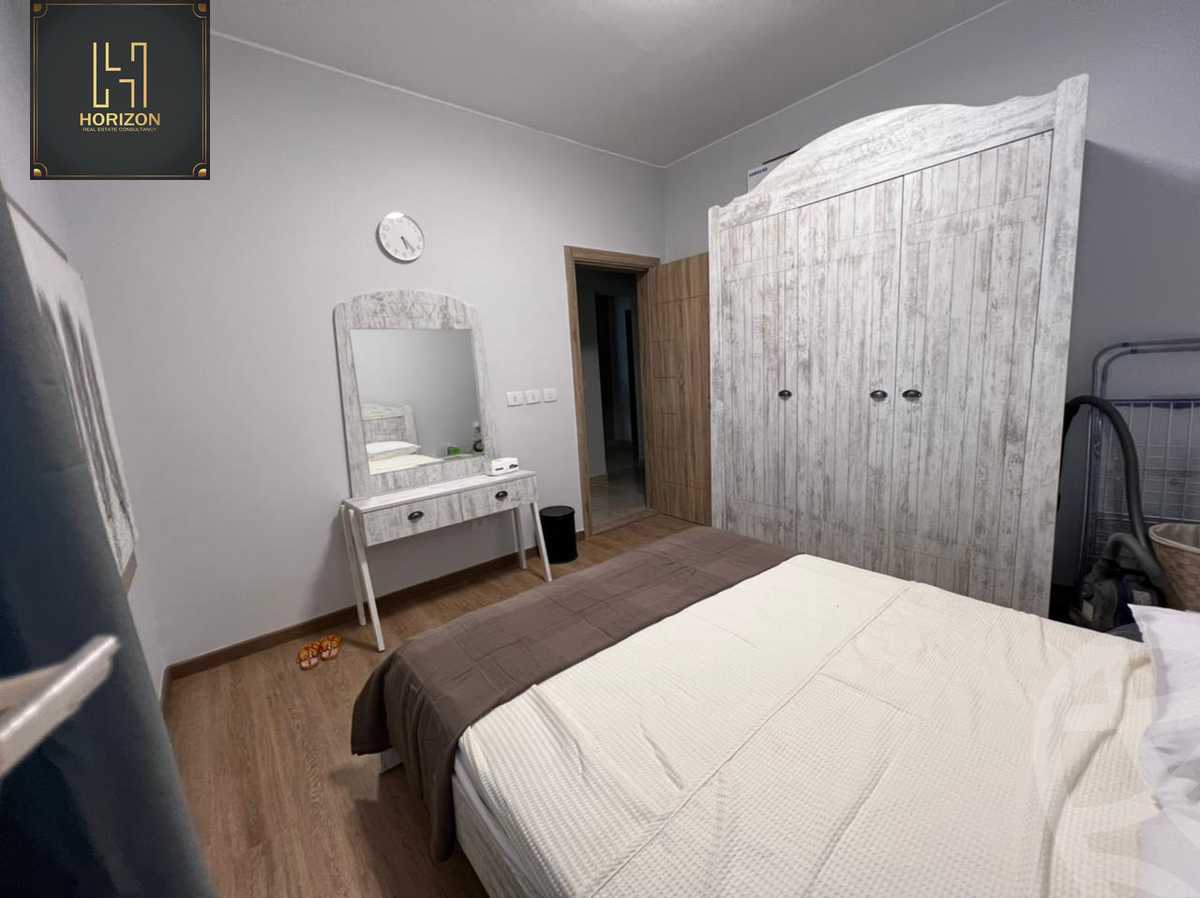 https://aqarmap.com.eg/ar/listing/6384543-for-rent-cairo-new-cairo-compounds-fifth-square