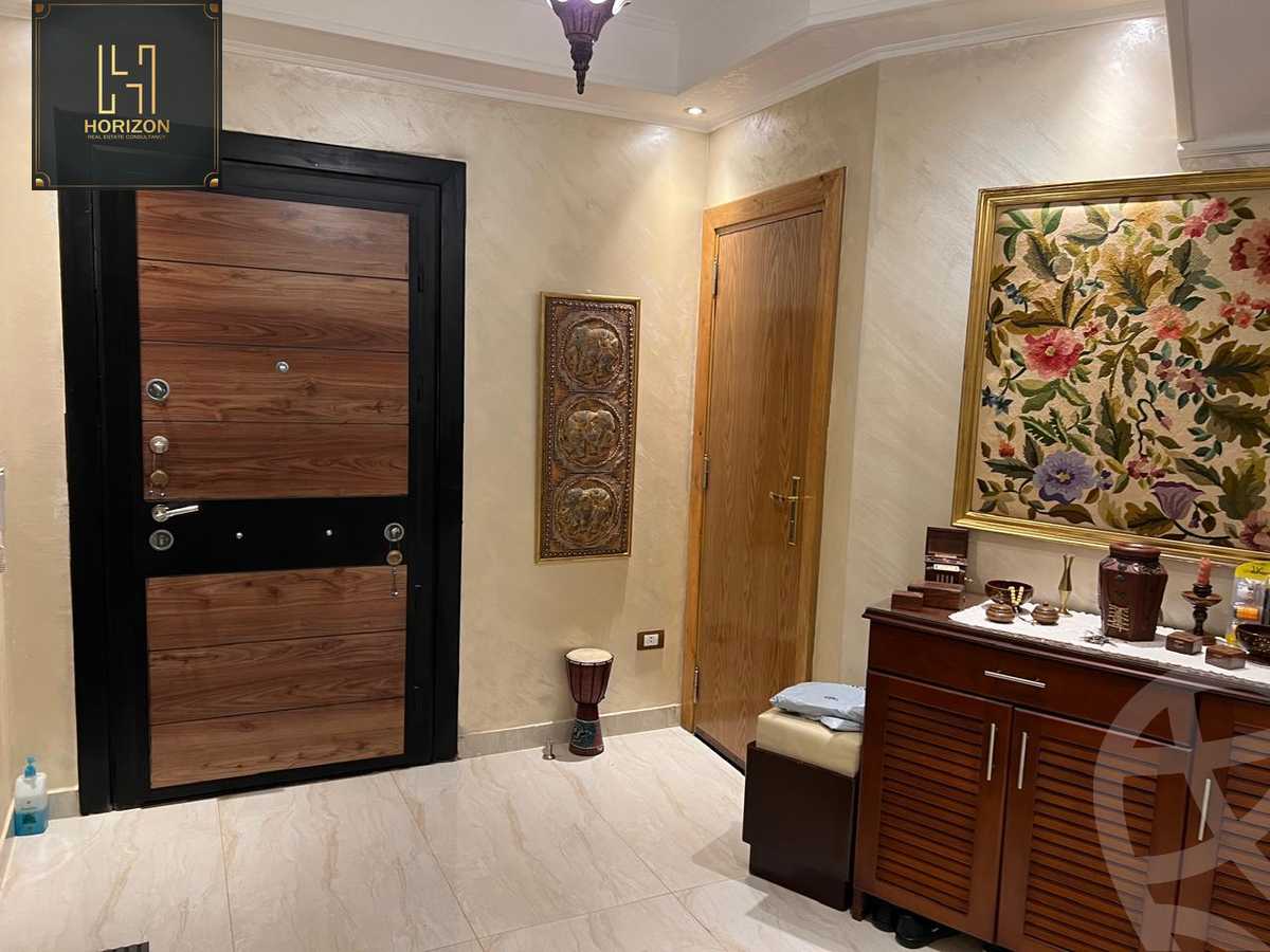 https://aqarmap.com.eg/ar/listing/6385946-for-sale-cairo-new-cairo-compounds-the-square