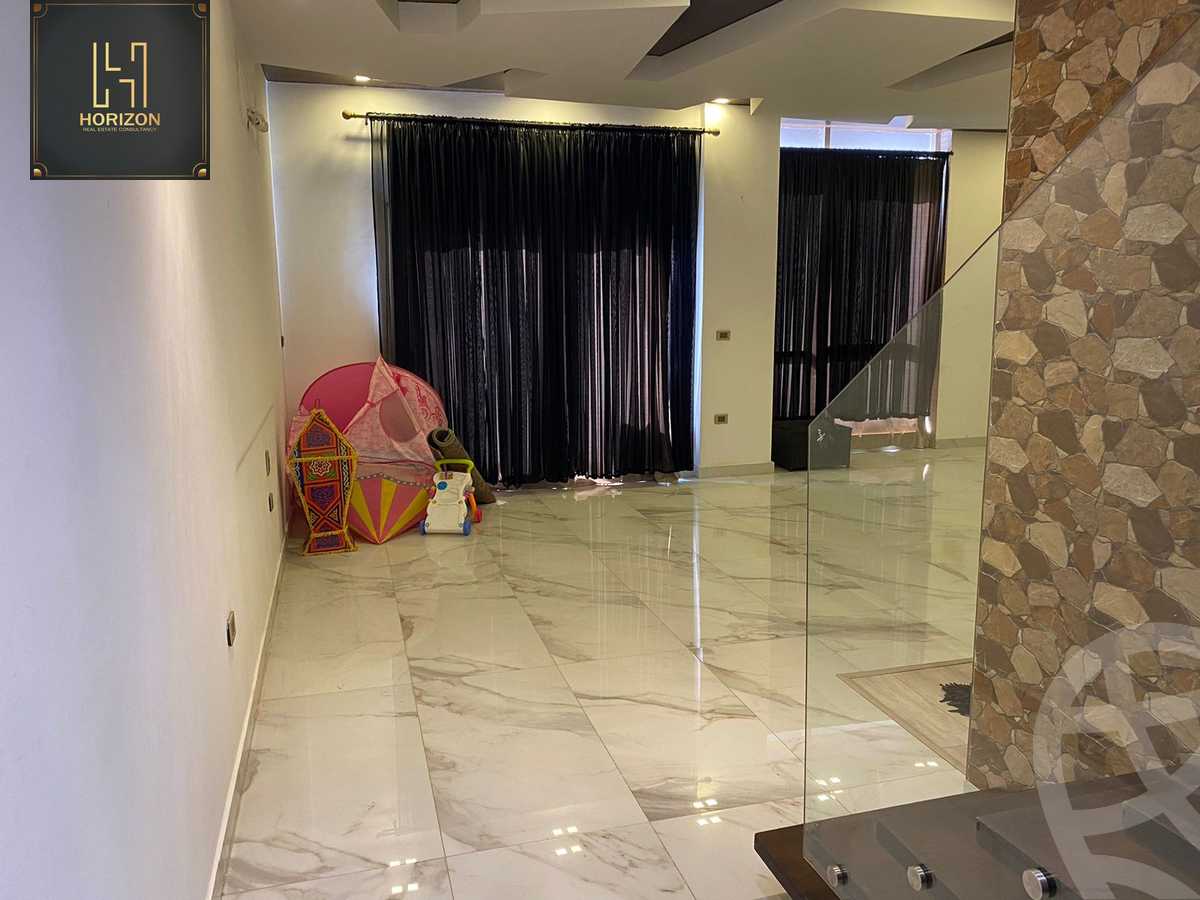 https://aqarmap.com.eg/en/listing/6394923-for-rent-cairo-new-cairo-compounds-galleria-moon-valley