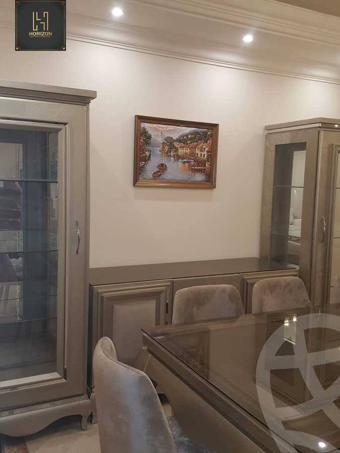 https://aqarmap.com.eg/ar/listing/6395249-for-rent-cairo-new-cairo-compounds-mountain-view-hyde-park
