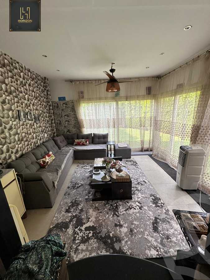 https://aqarmap.com.eg/en/listing/6398863-for-sale-cairo-new-cairo-compounds-les-rois