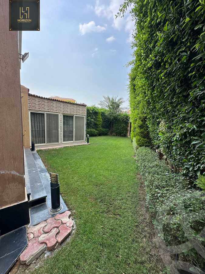 https://aqarmap.com.eg/en/listing/6398863-for-sale-cairo-new-cairo-compounds-les-rois
