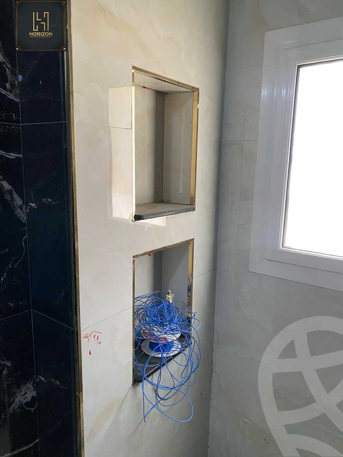 https://aqarmap.com.eg/en/listing/6400788-for-sale-cairo-new-cairo-compounds-mountain-view-hyde-park