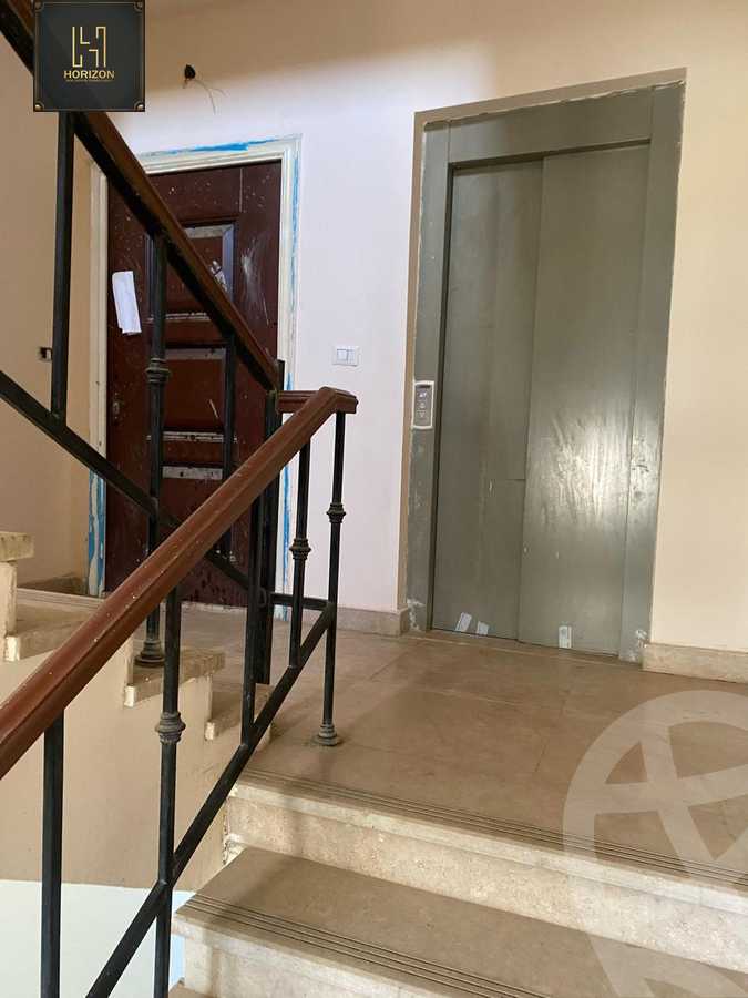 https://aqarmap.com.eg/en/listing/6400788-for-sale-cairo-new-cairo-compounds-mountain-view-hyde-park