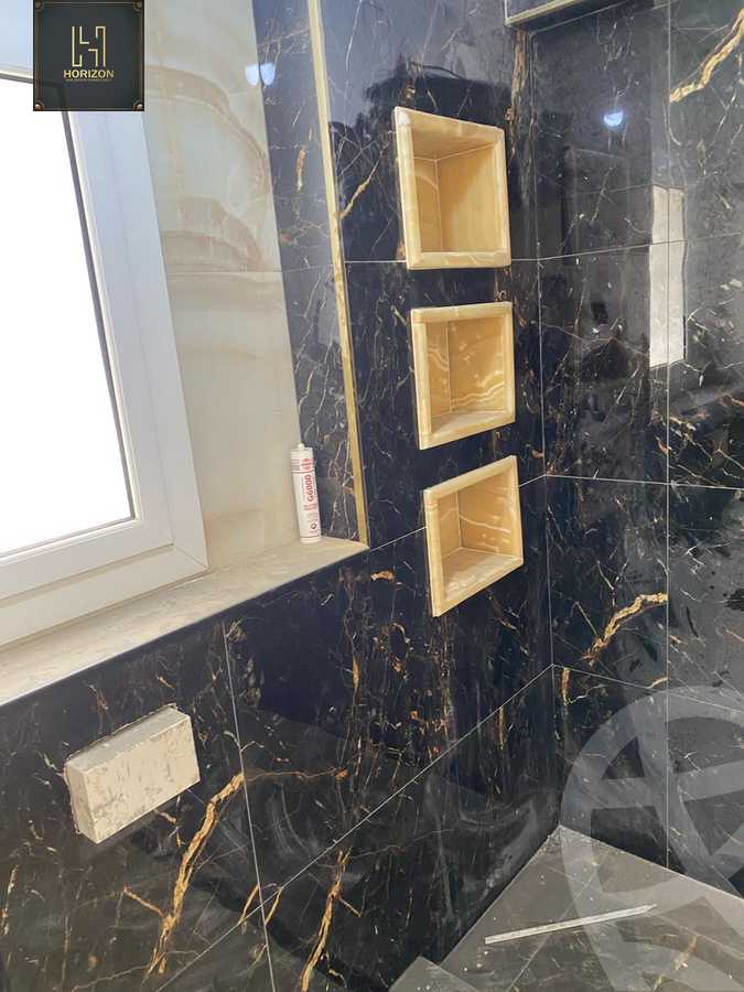https://aqarmap.com.eg/en/listing/6400788-for-sale-cairo-new-cairo-compounds-mountain-view-hyde-park