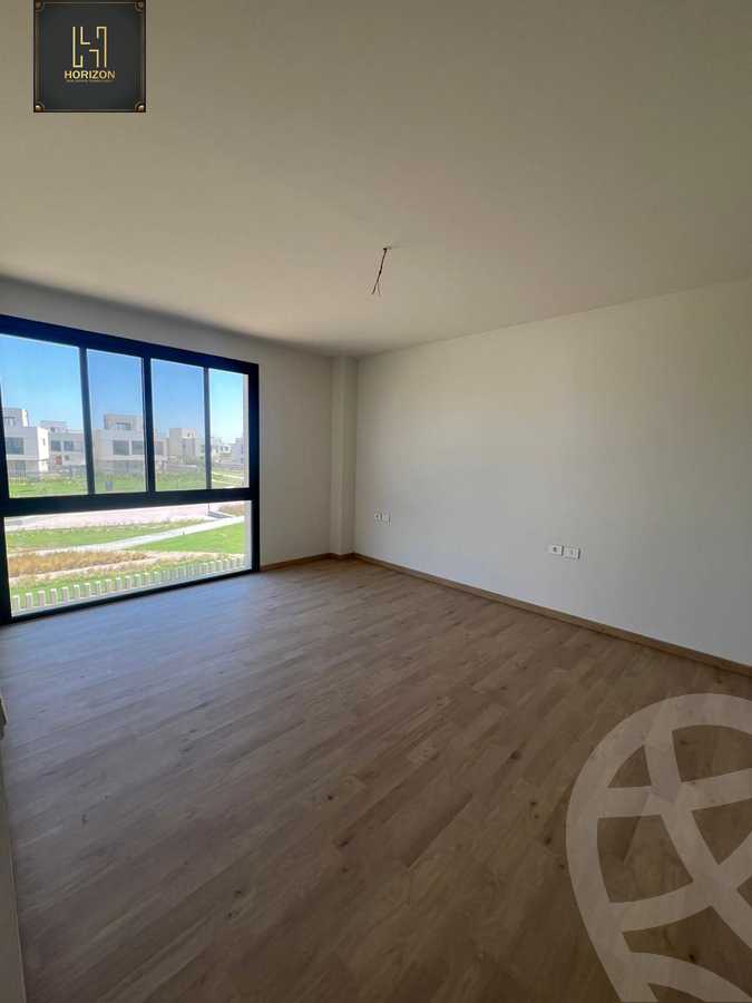 https://aqarmap.com.eg/ar/listing/6418009-for-sale-cairo-el-shorouk-compounds-al-burouj-compound-imkan
