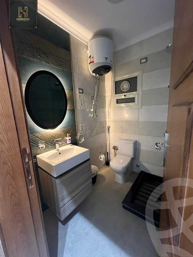 https://aqarmap.com.eg/en/listing/6418129-for-rent-cairo-new-cairo-compounds-mountain-view-hyde-park