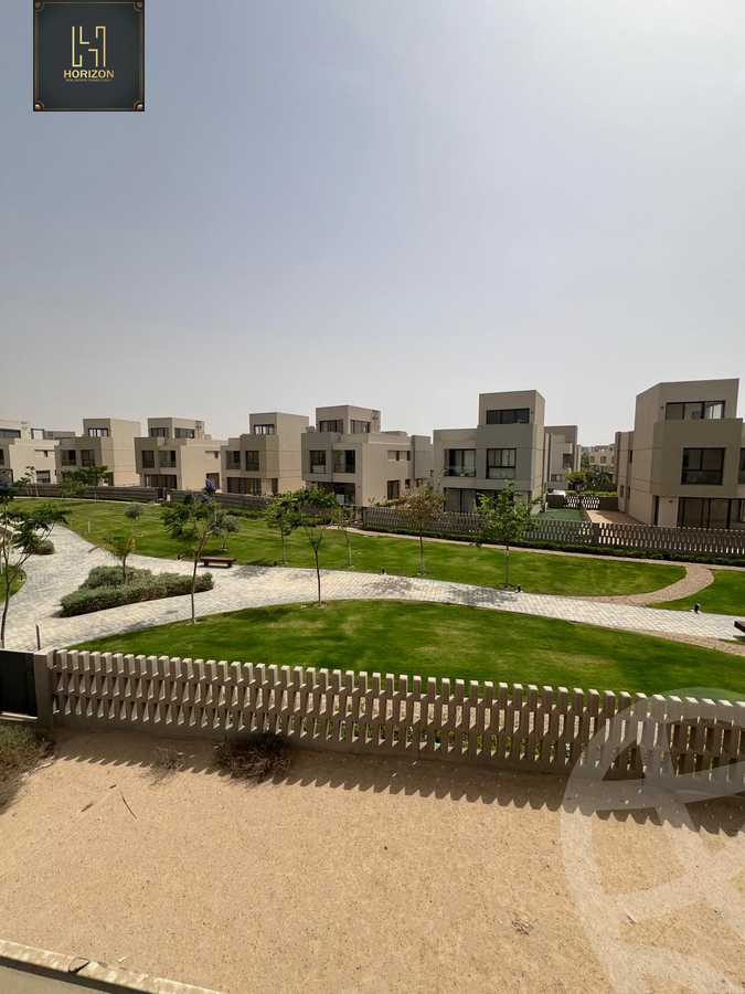 https://aqarmap.com.eg/ar/listing/6422150-for-sale-cairo-el-shorouk-compounds-al-burouj-compound-imkan