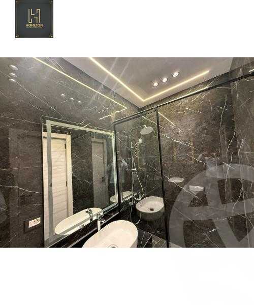 https://aqarmap.com.eg/ar/listing/6423534-for-sale-cairo-new-cairo-compounds-el-patio-oro