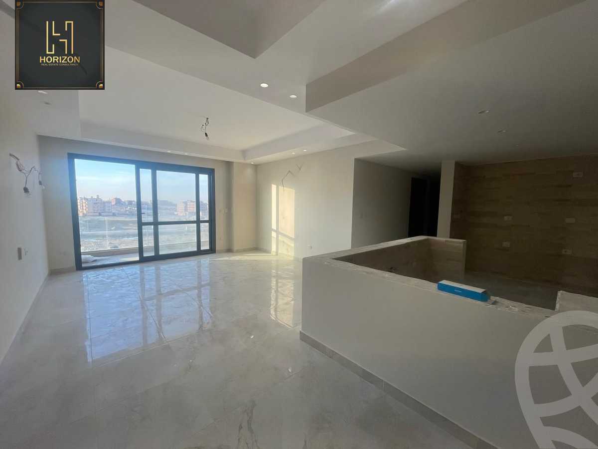https://aqarmap.com.eg/en/listing/6425142-for-sale-cairo-new-cairo-compounds-el-patio-oro